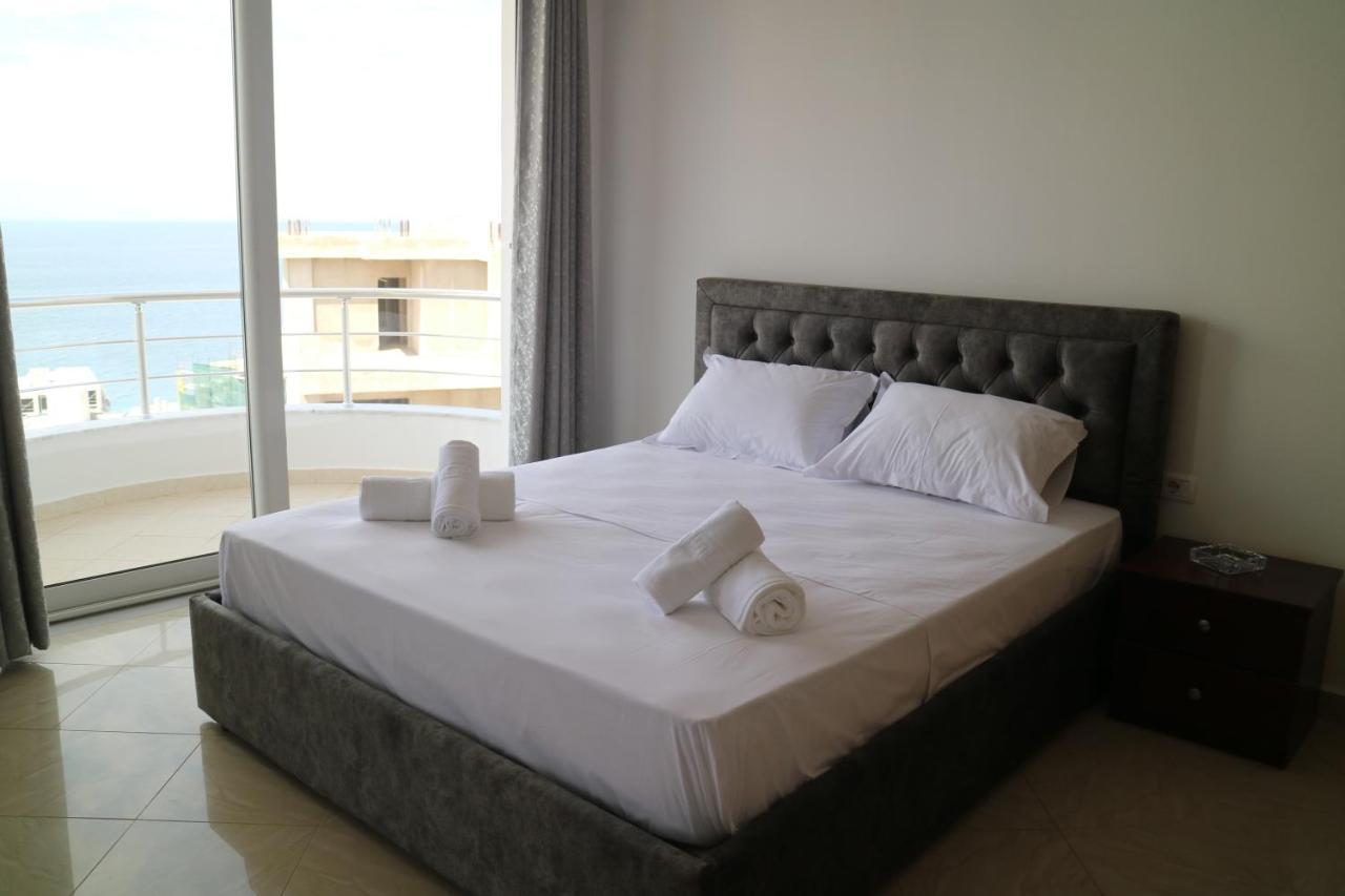 Alnes Hotel Sarandë Eksteriør billede