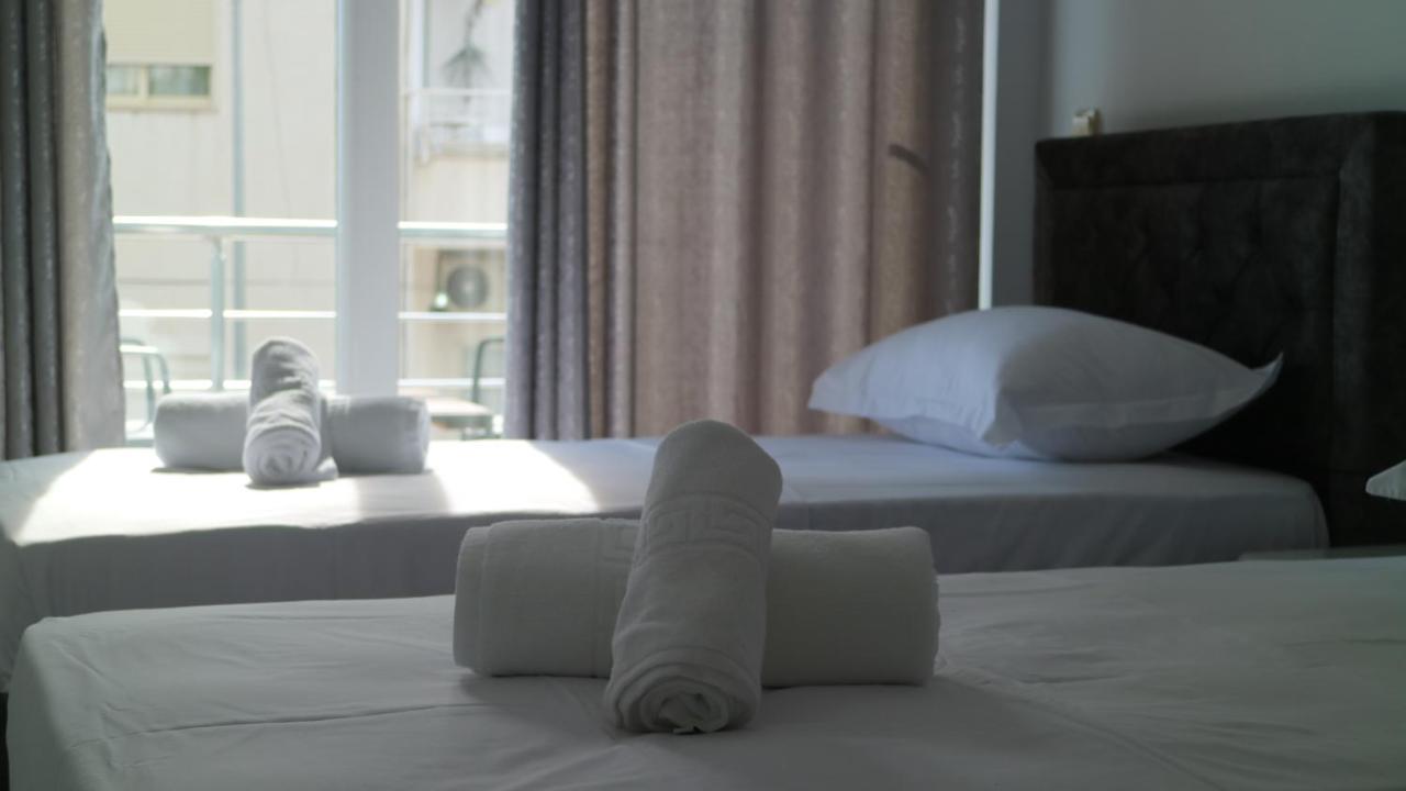Alnes Hotel Sarandë Eksteriør billede