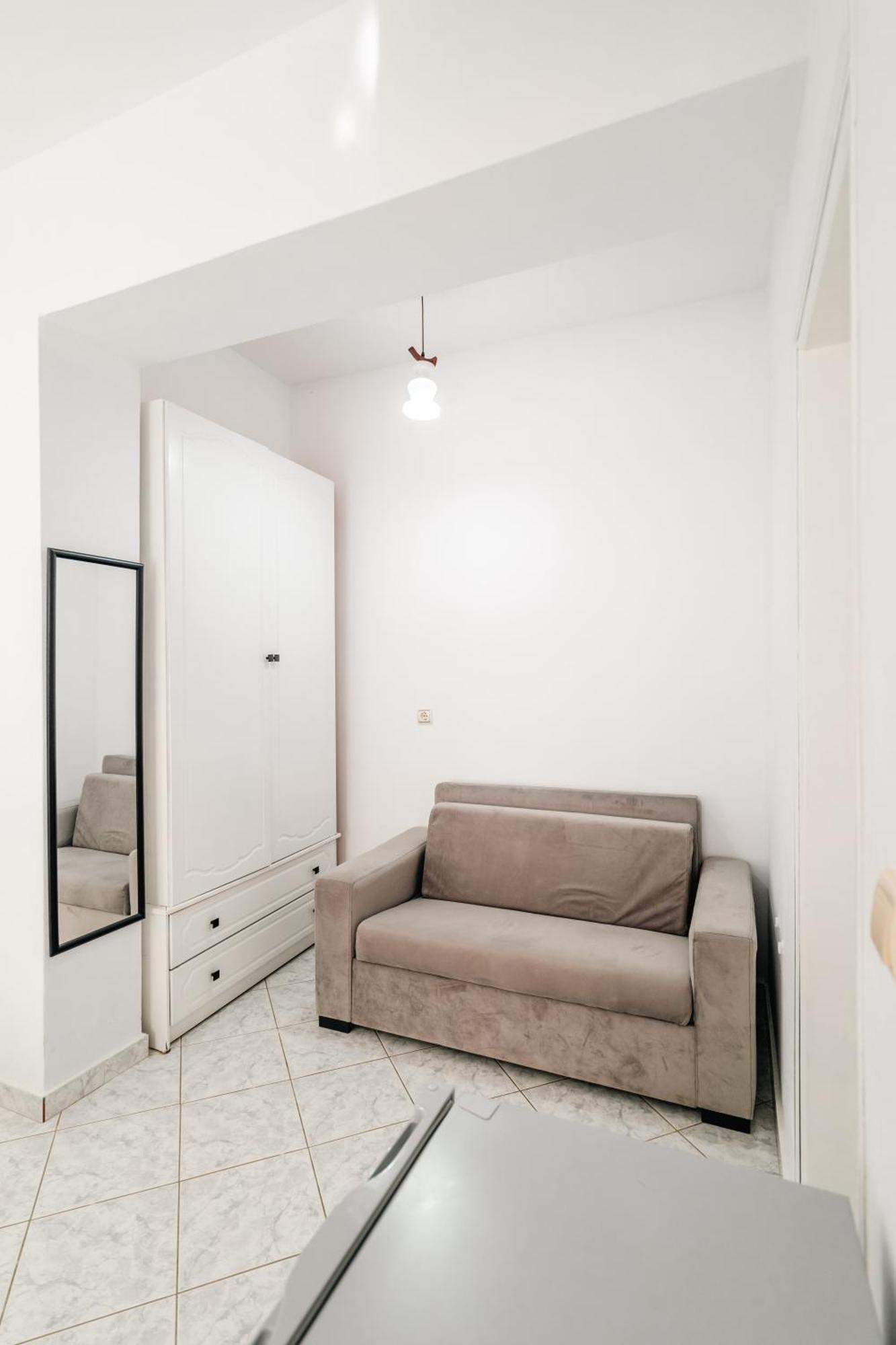 Alnes Hotel Sarandë Eksteriør billede