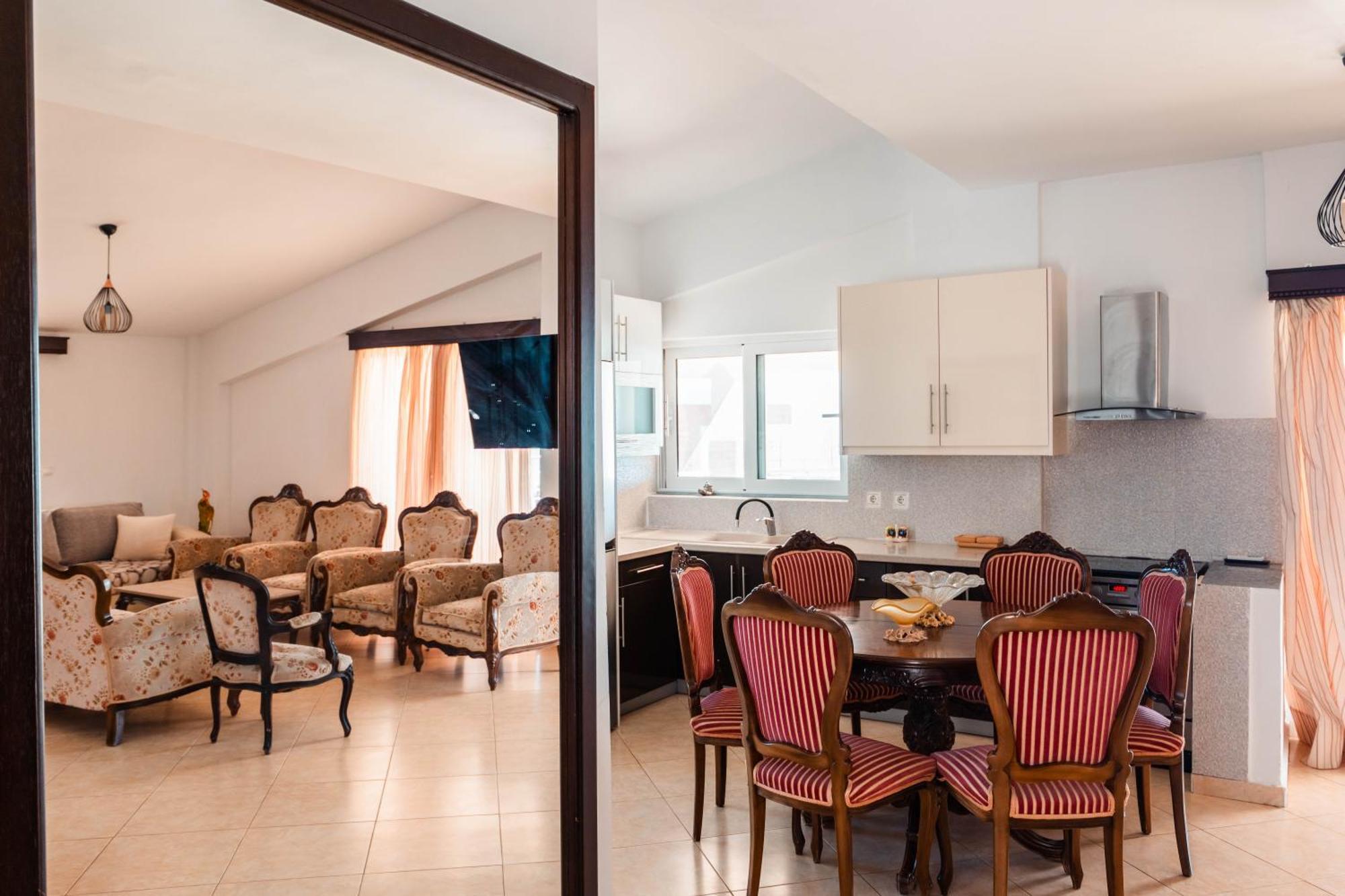 Alnes Hotel Sarandë Eksteriør billede